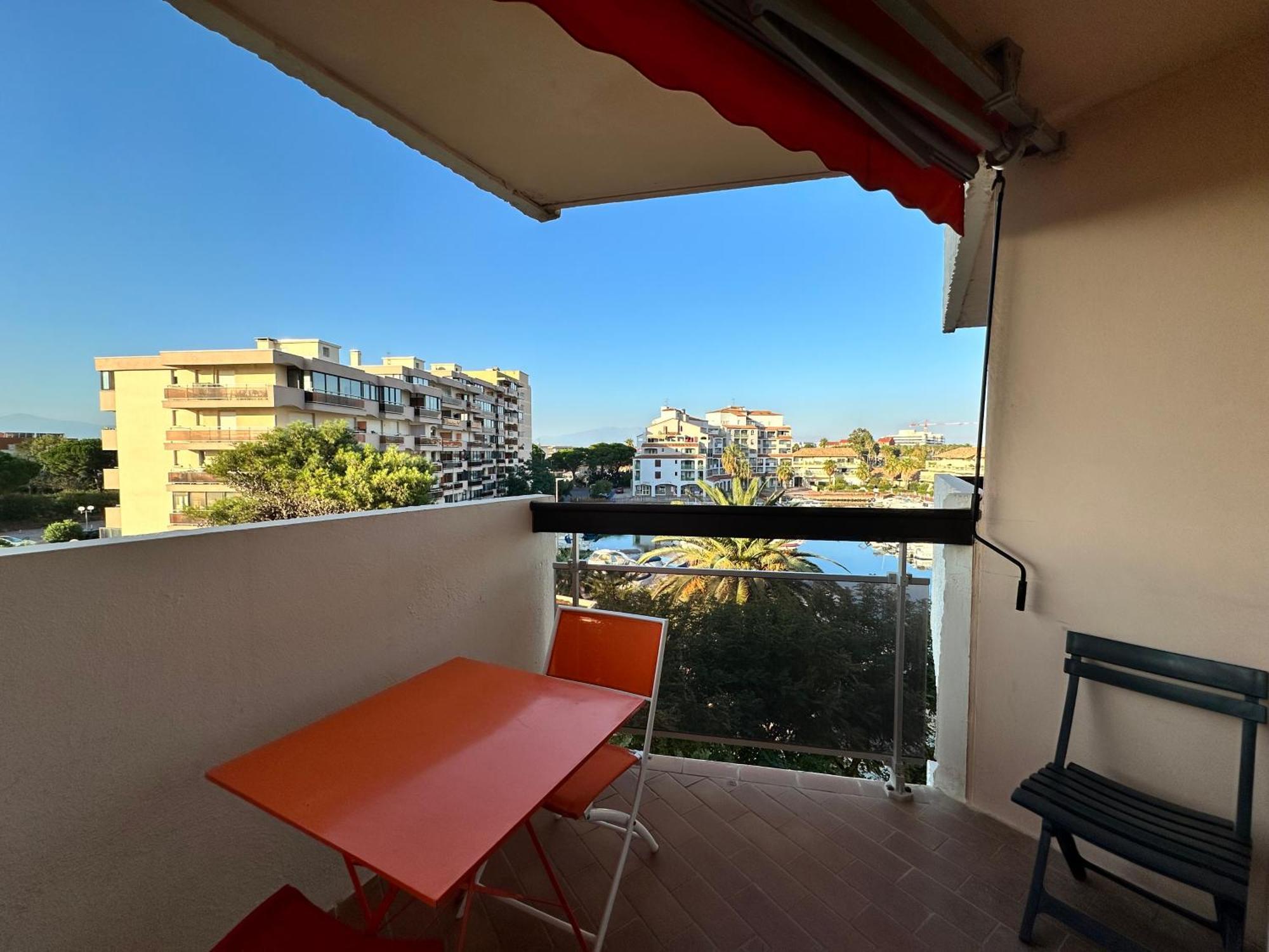 Appartement Studio Vue Sur La Marina Canet-en-Roussillon Dış mekan fotoğraf
